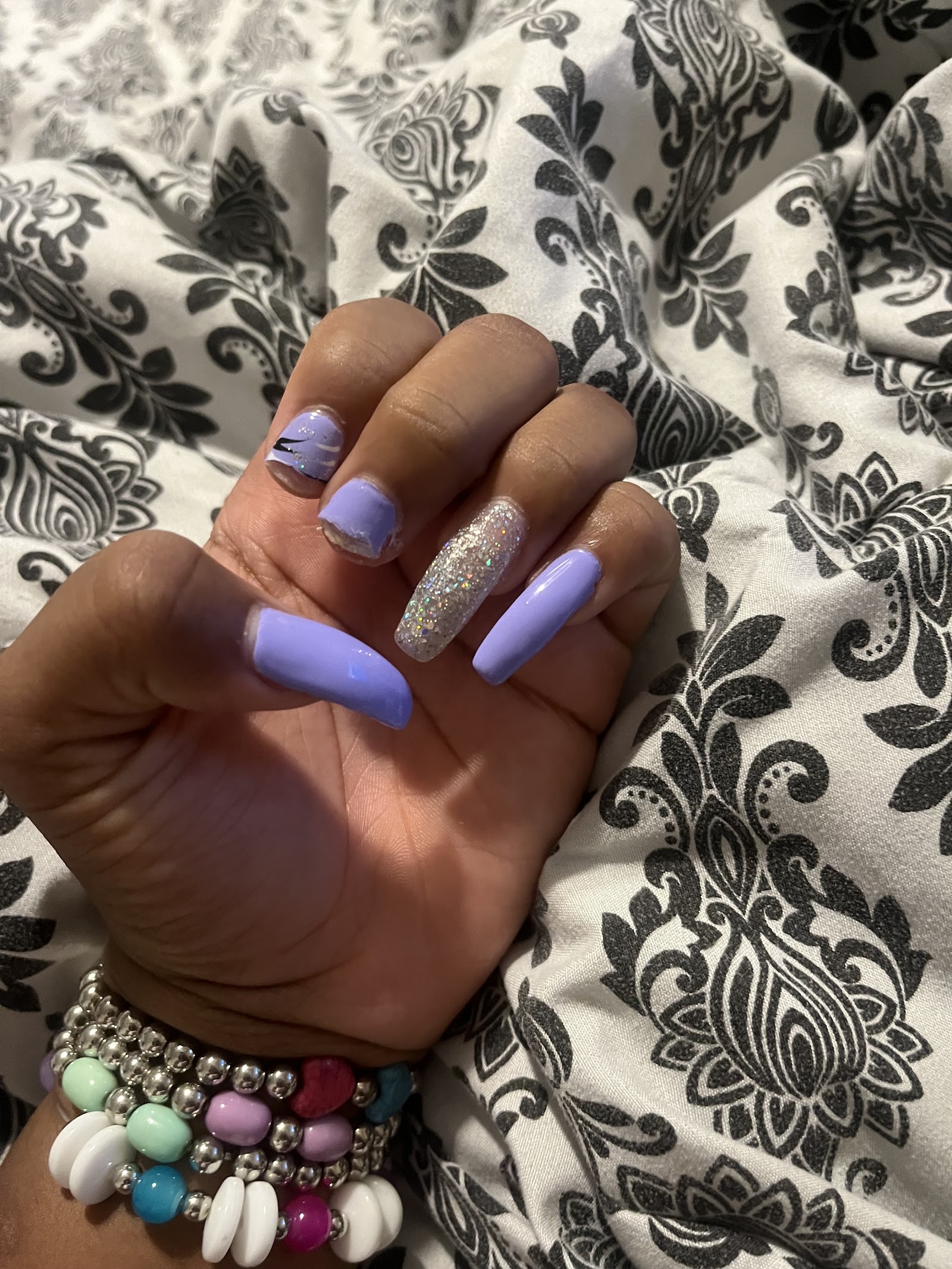 Tara Nails logo